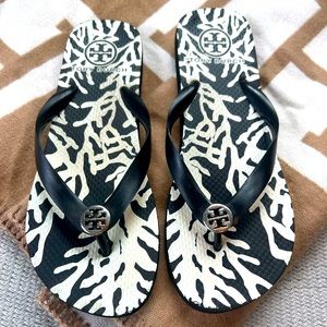 Tory burch flip flops black white and silver size 7.5